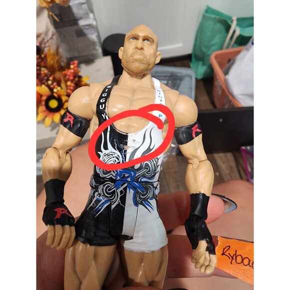WWE Battle Pack 29 Ryback Action Figure 2012 - Picture 4 of 4